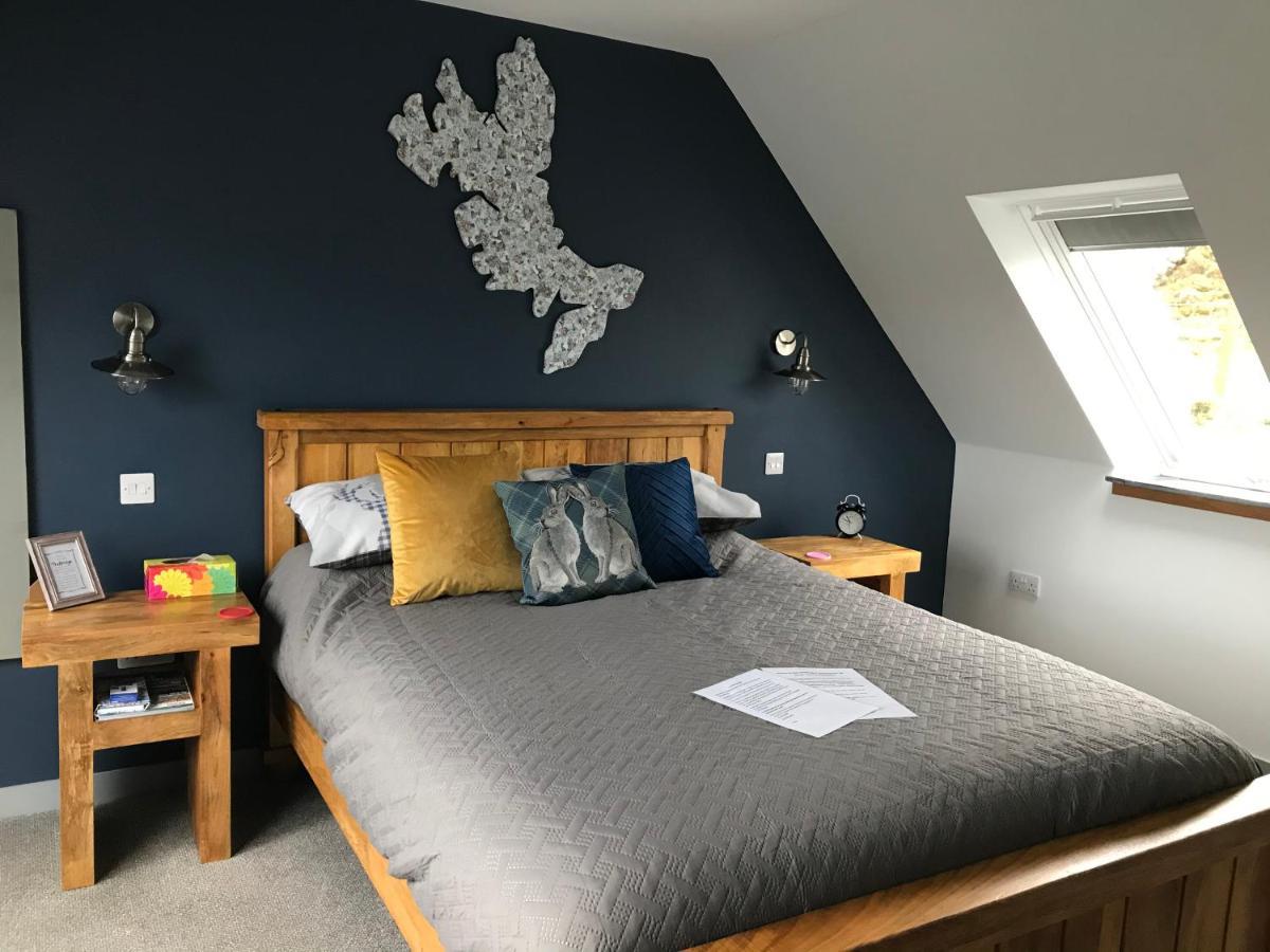 The Bridge B&B Kilmaluag Eksteriør billede