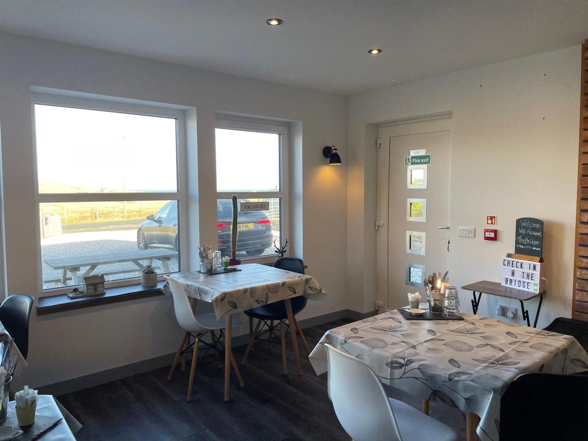 The Bridge B&B Kilmaluag Eksteriør billede