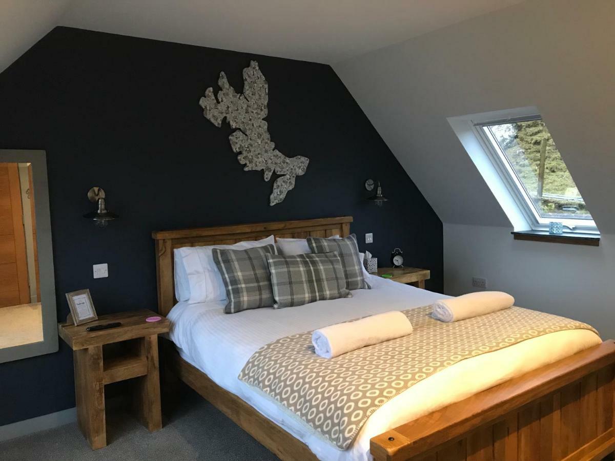 The Bridge B&B Kilmaluag Eksteriør billede